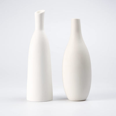 Ceramic Vase Set of 2, Small Flower Vases for Home Decor, White Ceramic Vase, Frosted Matte Surface White Vases for Rustic Home Decor, Table Decor, Shelf Decor, Living Room Decor